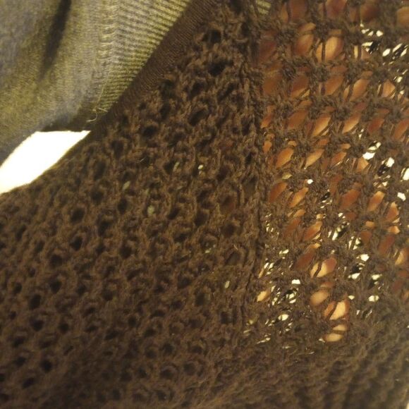 Indigo Soul crochet lace tunic with ruffled hem and see through sleeves - Picture 5 of 10